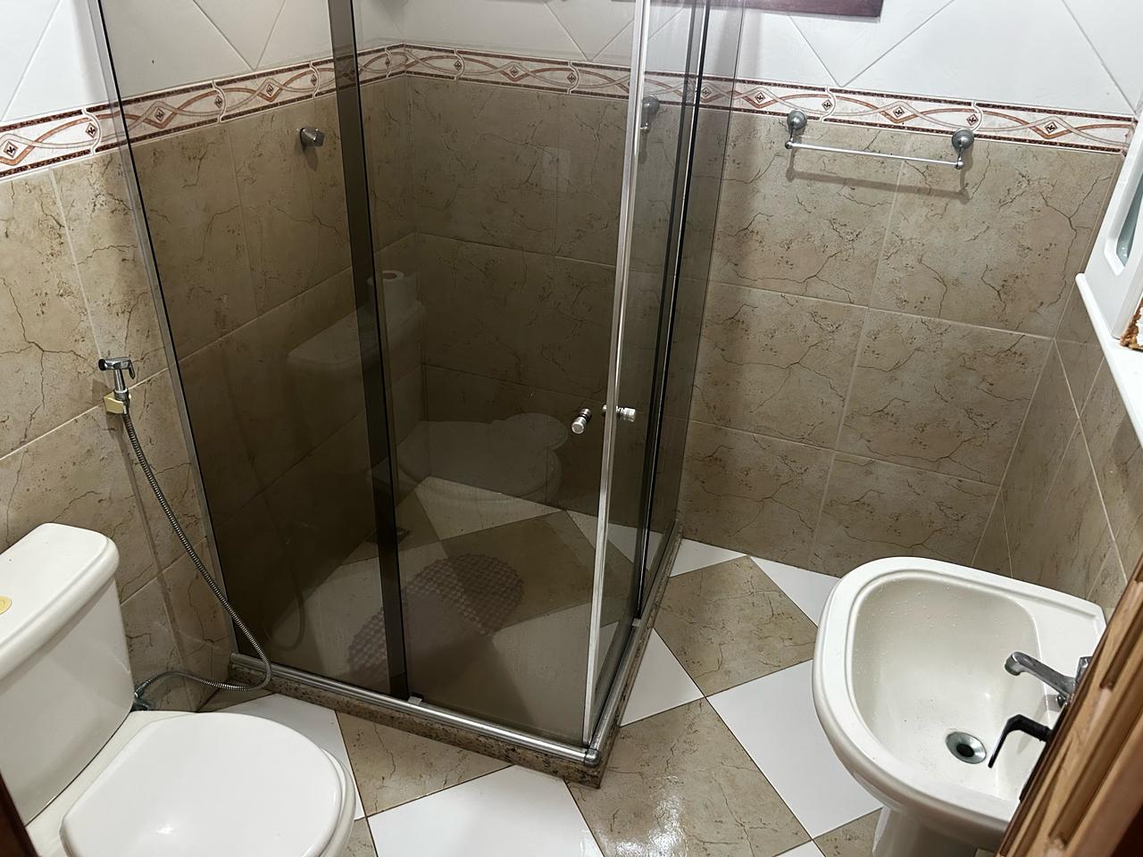 Banheiro da primeira suíte do segundo andar